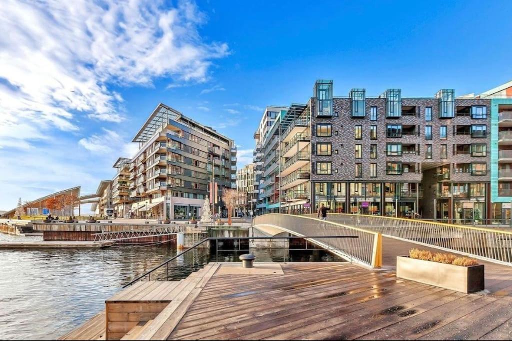 Aker Brygge - Sjoside Hjem - Sentral Beliggenhet Apartment Oslo Exterior photo